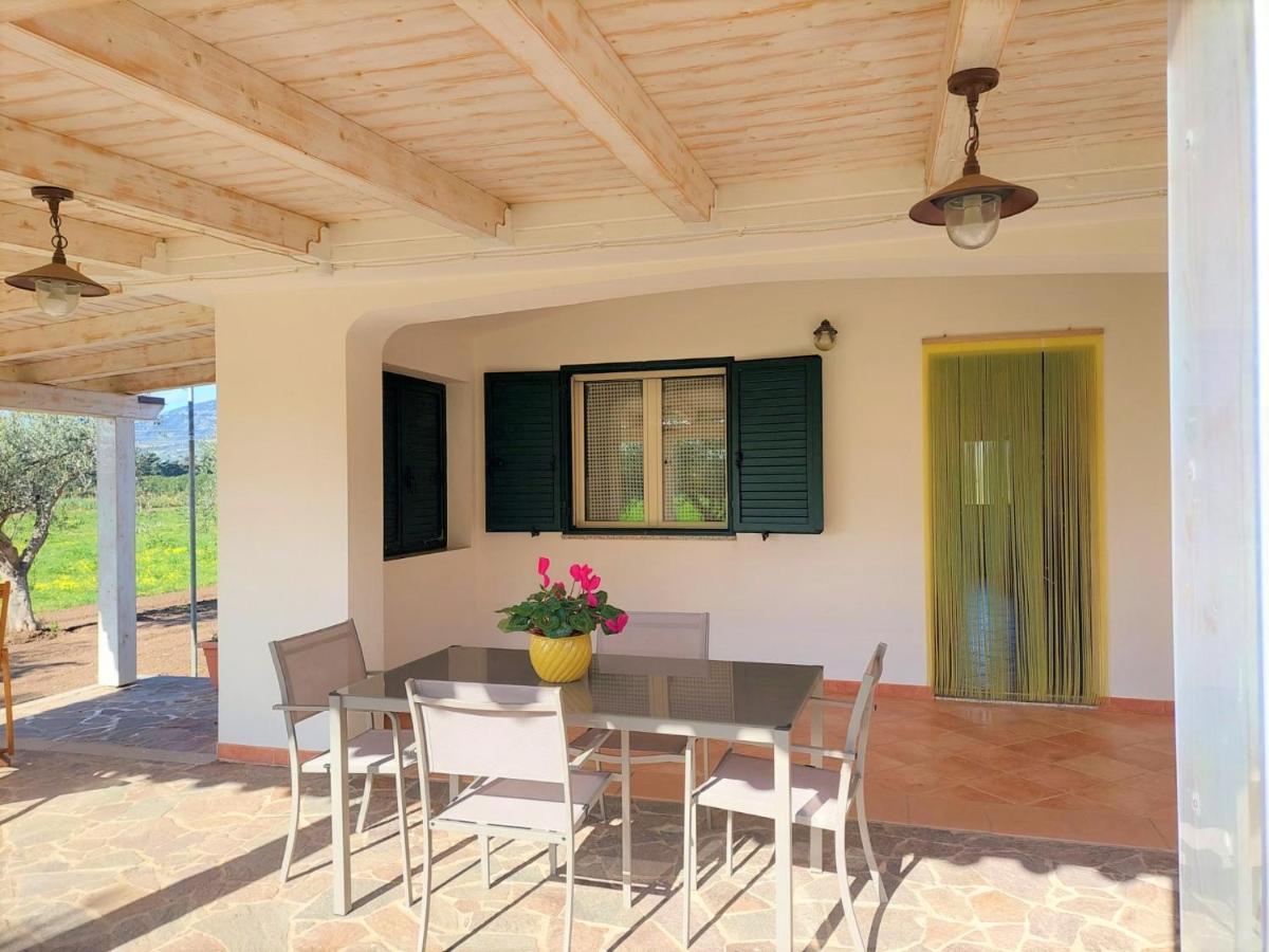Appartamenti Sisula Manna Orosei Exterior foto