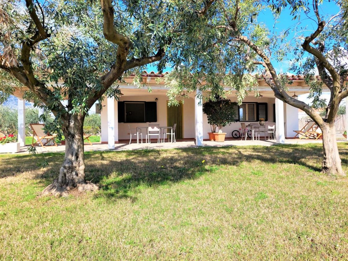 Appartamenti Sisula Manna Orosei Exterior foto